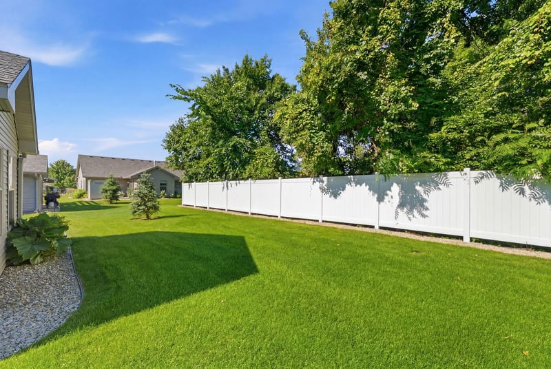 1703 8th Ave N, Princeton, MN 55371