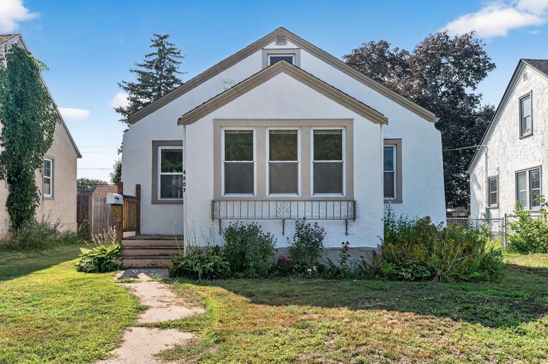 4807 Bryant Ave N, Minneapolis, MN 55430