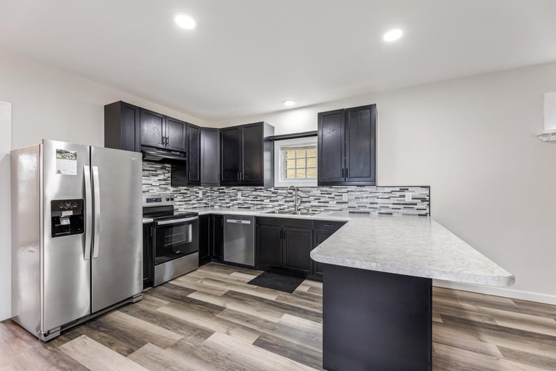 875 E King St, Winona, MN 55987