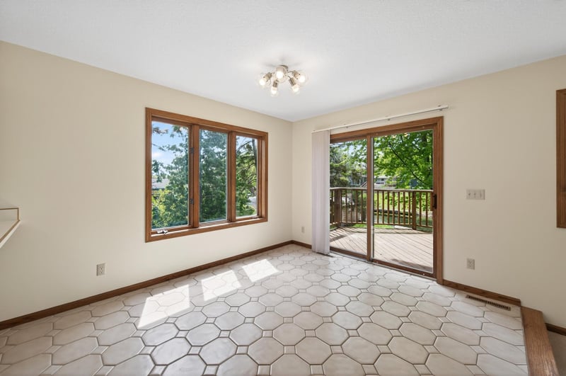 3290 Williams Ln, Minnetrista, MN 55364