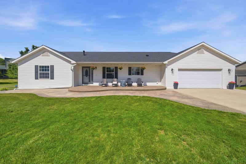 1090 Cedar Ridge Ln SW, Oronoco, MN 55960