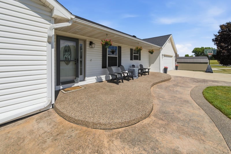 1090 Cedar Ridge Ln SW, Oronoco, MN 55960