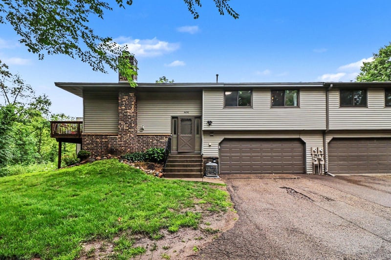 4490 Woodgate Point, Eagan, MN 55122