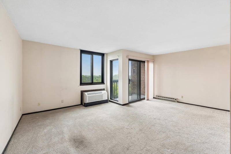 1181 Edgcumbe Rd #814, Saint Paul, MN 55105