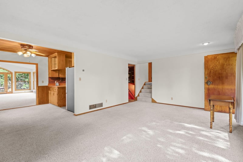 518 12th Ave NW, New Brighton, MN 55112