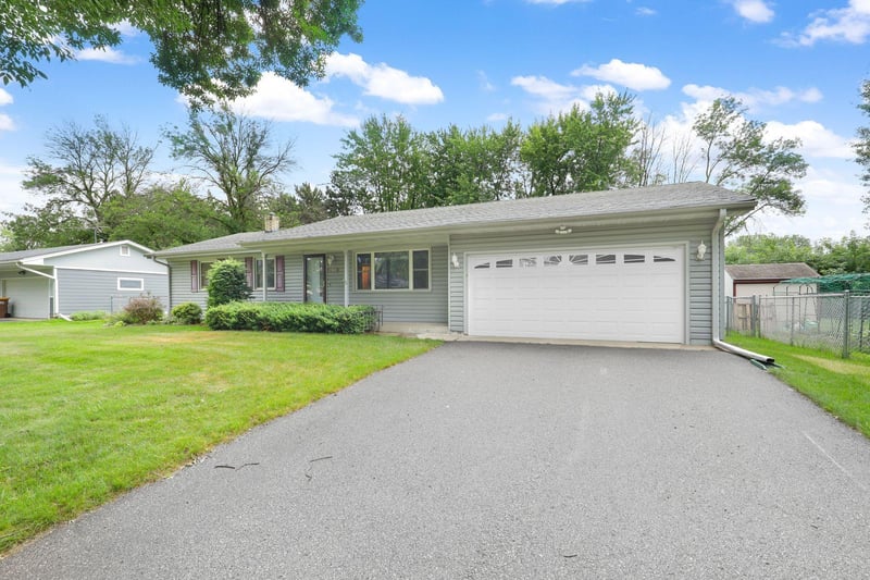 2408 Spruce Pl, White Bear Lake, MN 55110