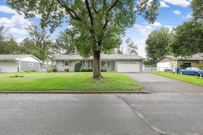 2408 Spruce Pl, White Bear Lake, MN 55110