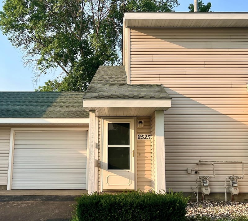 2525 Stockinger Dr, Saint Cloud, MN 56303