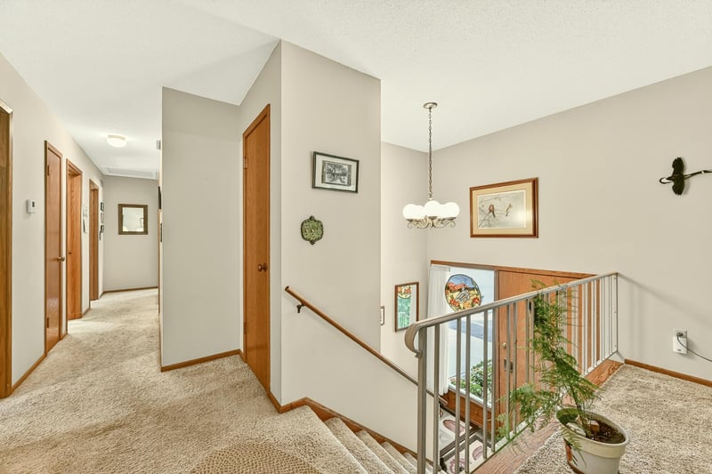 2204 11th Ave NW, Rochester, MN 55901