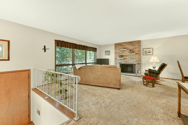 2204 11th Ave NW, Rochester, MN 55901