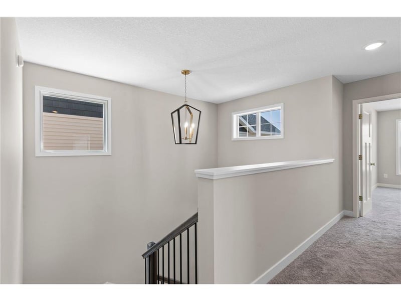 909 Dayton Ave, Saint Paul, MN 55104