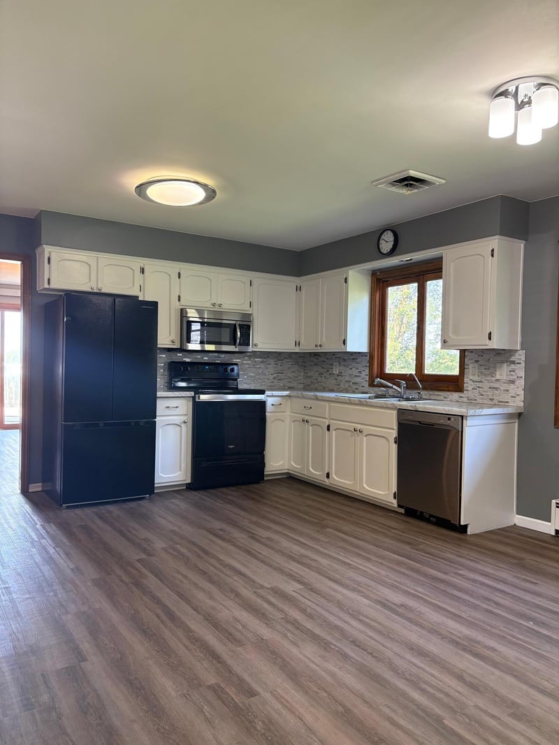 4075 County Road 15 SW, Montevideo, MN 56265