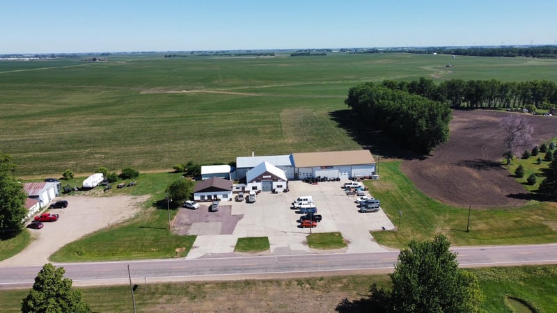 525 Amy Ave, Round Lake, MN 56167