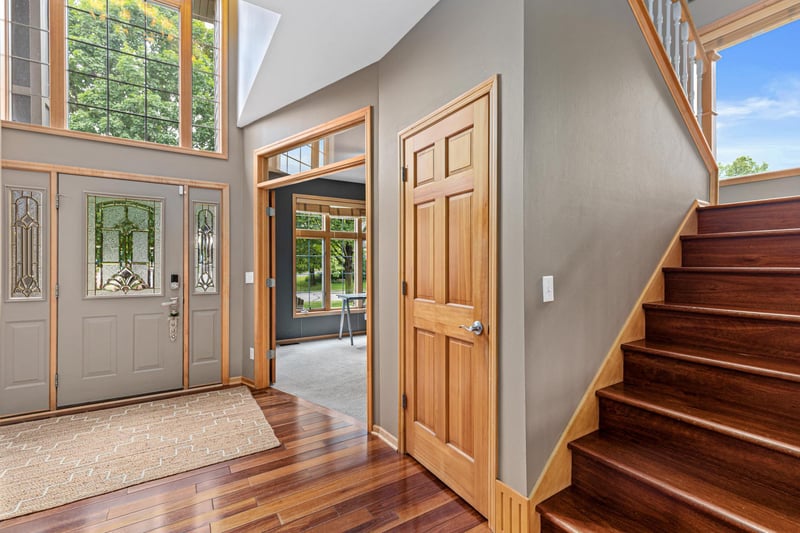 5606 Alexandra Dr, Minnetrista, MN 55364