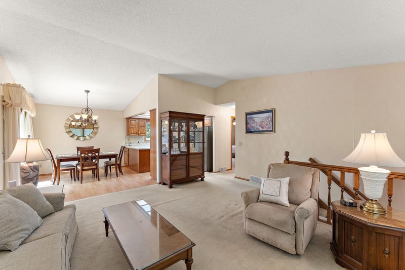 5241 Vera Cruz Ave N, Crystal, MN 55429