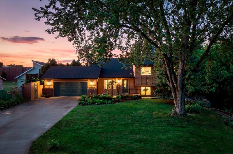 456 Vadnais Rd, Vadnais Heights, MN 55127