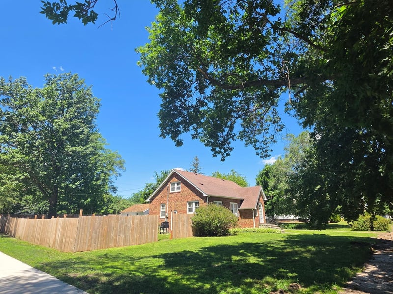 116 N 6th St, Kiester, MN 56051