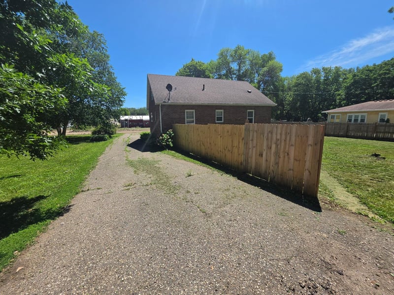 116 N 6th St, Kiester, MN 56051