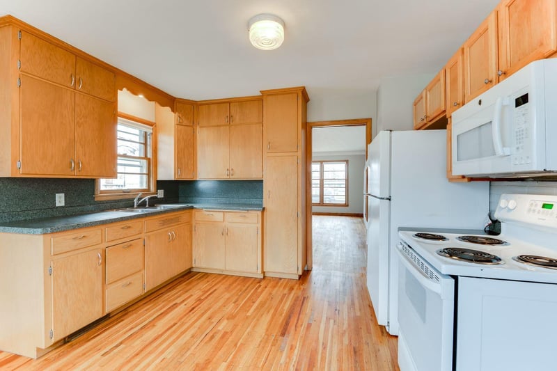 1021 Blair Ave, Saint Paul, MN 55104