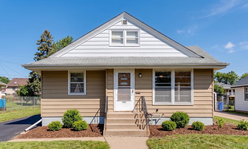 1021 Blair Ave, Saint Paul, MN 55104
