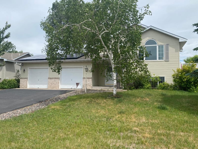 204 14th Ave S, Princeton, MN 55371
