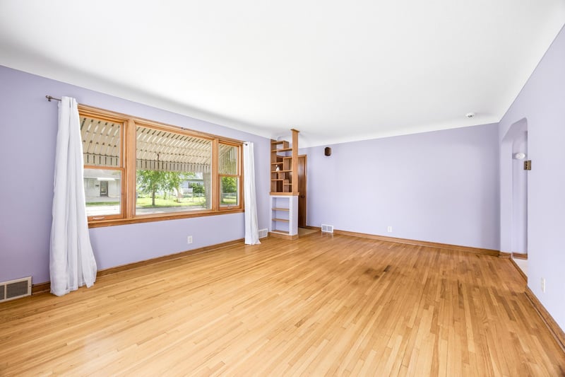 1951 Fremont Ave E, Saint Paul, MN 55119