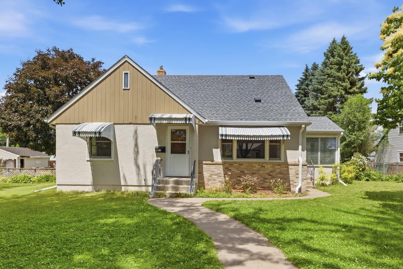 1951 Fremont Ave E, Saint Paul, MN 55119
