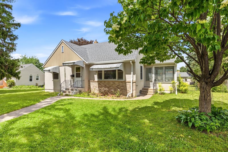 1951 Fremont Ave E, Saint Paul, MN 55119
