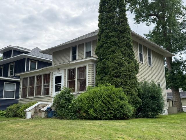 103 S 8th St, Montevideo, MN 56265