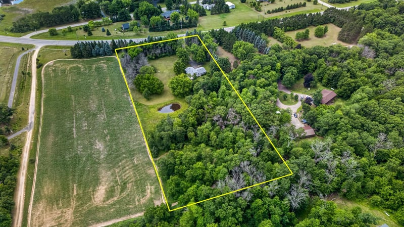7701 Viking Blvd NE, Wyoming, MN 55092