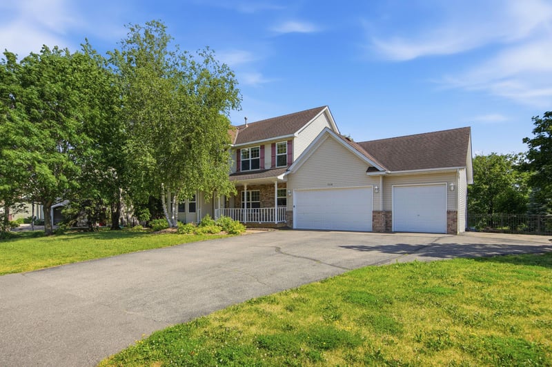 9260 Icosa St, Lakeville, MN 55044