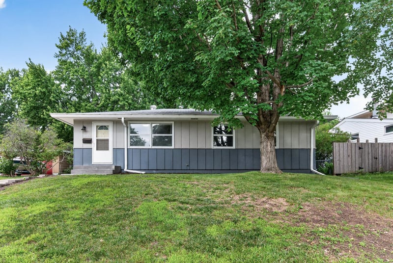3225 Utah Ave N, Crystal, MN 55427