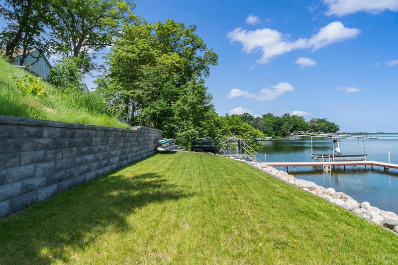 2503 S Le Homme Dieu Dr NE, Alexandria, MN 56308