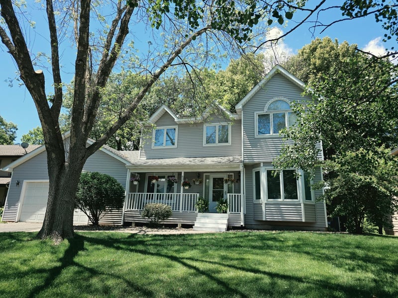 8237 Orchid Ln N, Maple Grove, MN 55311