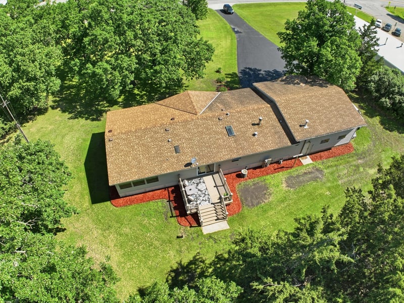 7001 County Road 40 NE, New London, MN 56273