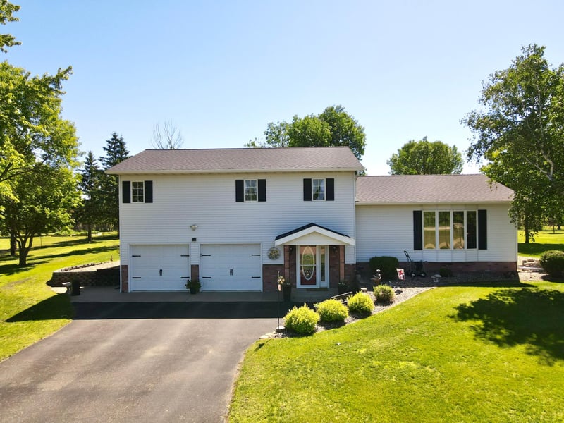 33434 Country Loop, Wadena, MN 56482