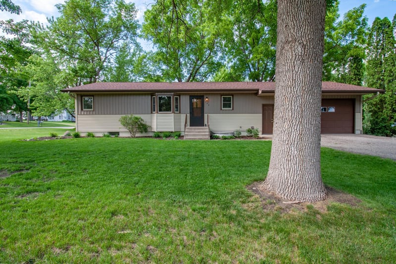 408 W Gilbertson St, Battle Lake, MN 56515