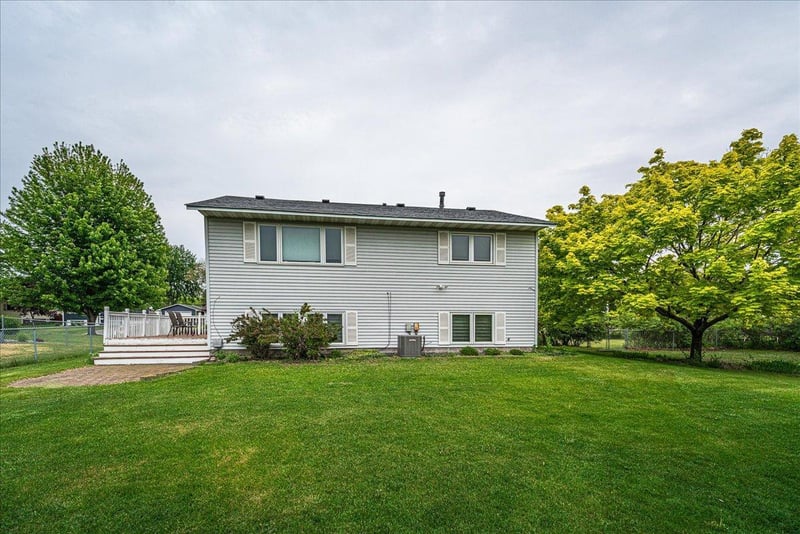 1765 Lincoln Ave, Saint Paul Park, MN 55071