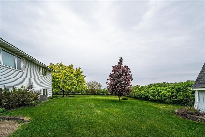1765 Lincoln Ave, Saint Paul Park, MN 55071