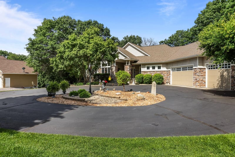 22342 Watson Cir NW, Elk River, MN 55330