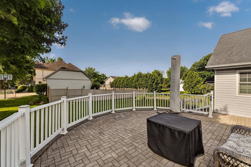 525 16th St SW, Owatonna, MN 55060