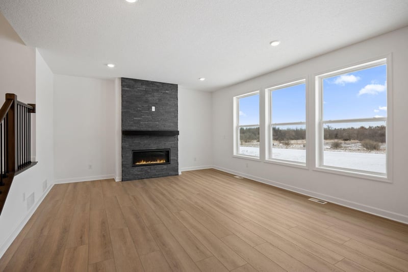 8657 Periwinkle Blvd, Woodbury, MN 55129