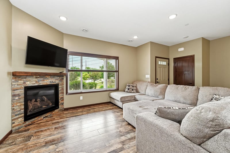 5672 Harvest Moon Blvd NW, Rochester, MN 55901