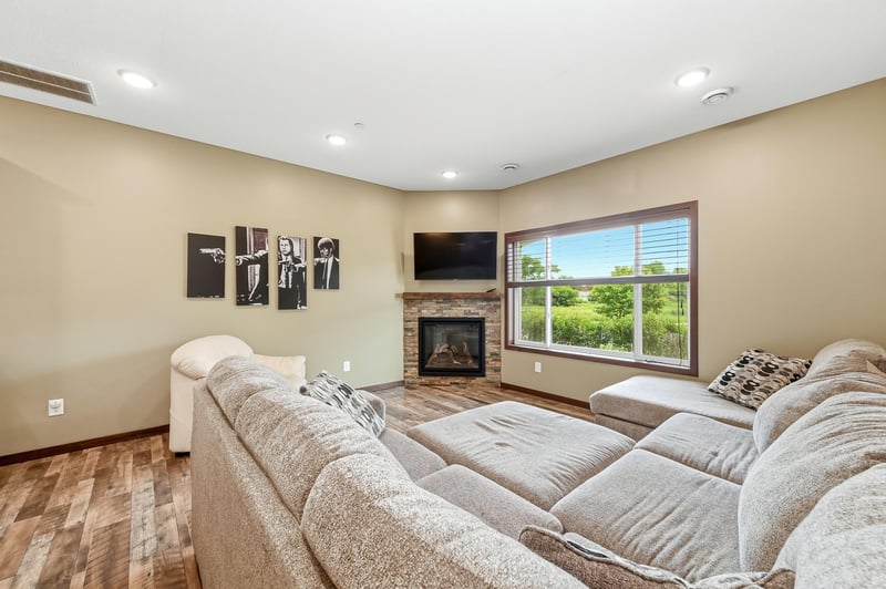 5672 Harvest Moon Blvd NW, Rochester, MN 55901