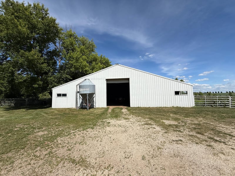 73798 200th Ave, Hayfield, MN 55940