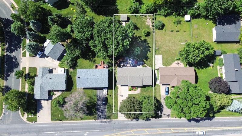 1126 E Division St, River Falls, WI 54022