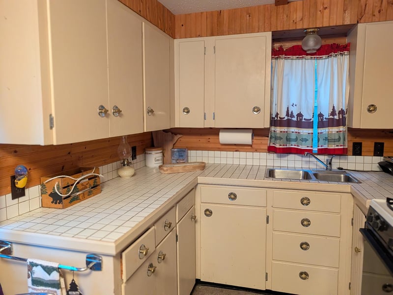 13043 Elmhurst Trl SE, Mentor, MN 56736