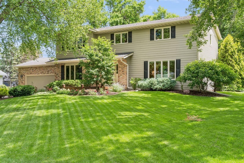 1359 Cherry Hill Rd, Mendota Heights, MN 55118