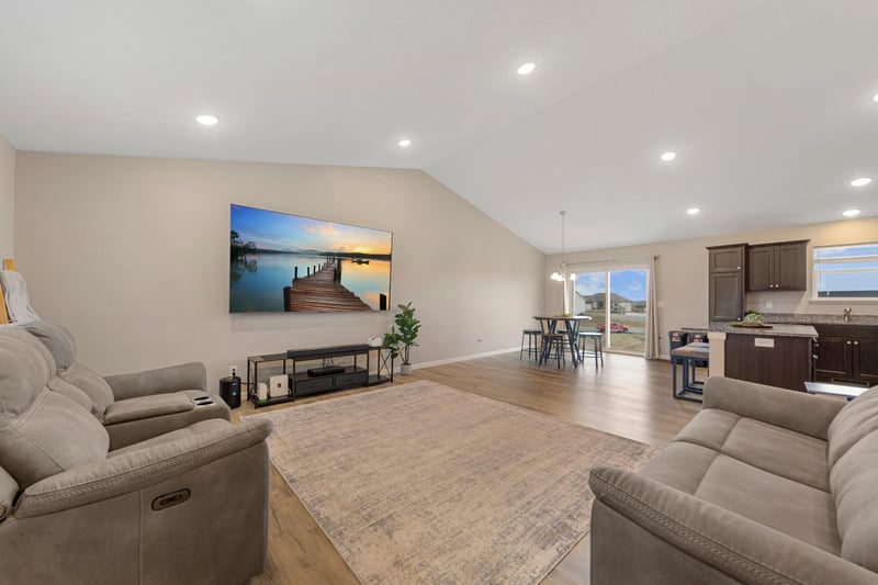 902 Emily Ct NE, Montgomery, MN 56069