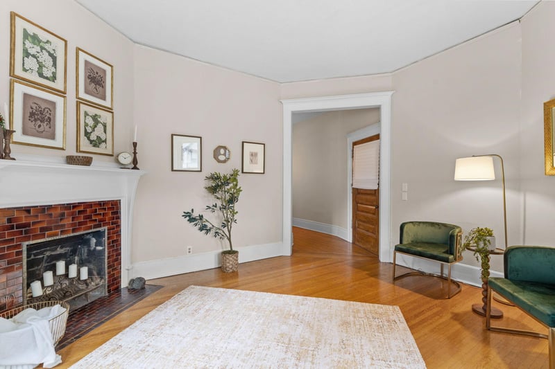 544 Portland Ave #1, Saint Paul, MN 55102